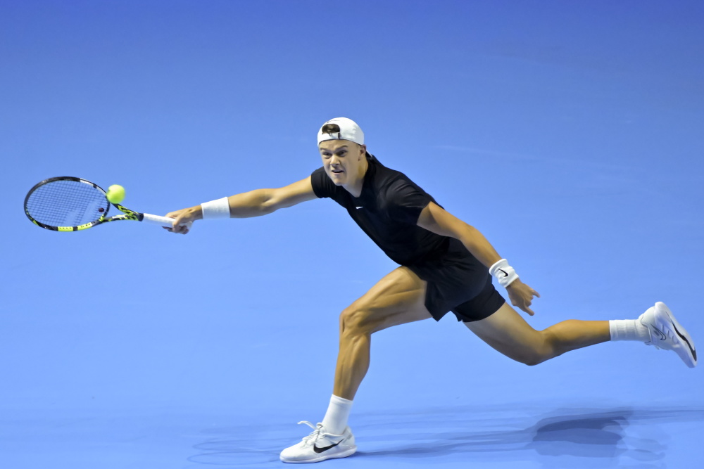 在中游徘徊 在中游徘徊