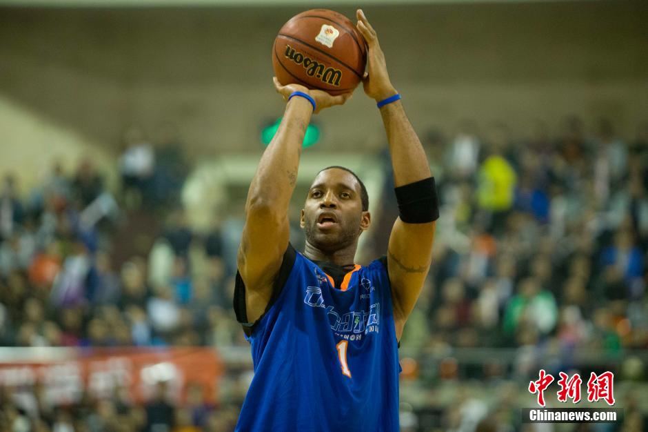 族歧视网暴 族歧视网暴