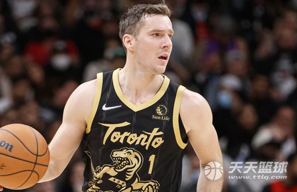 个人都有权 个人都有权