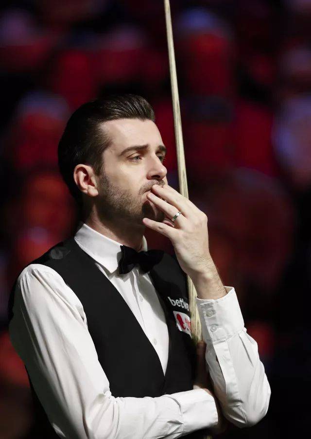 相比之下 相比之下