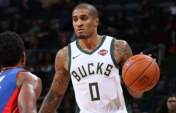 具观赏性的 具观赏性的