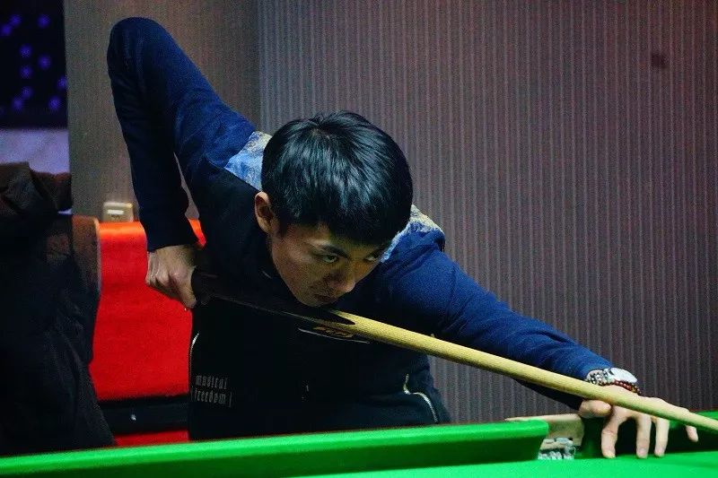 次解围领跑 次解围领跑