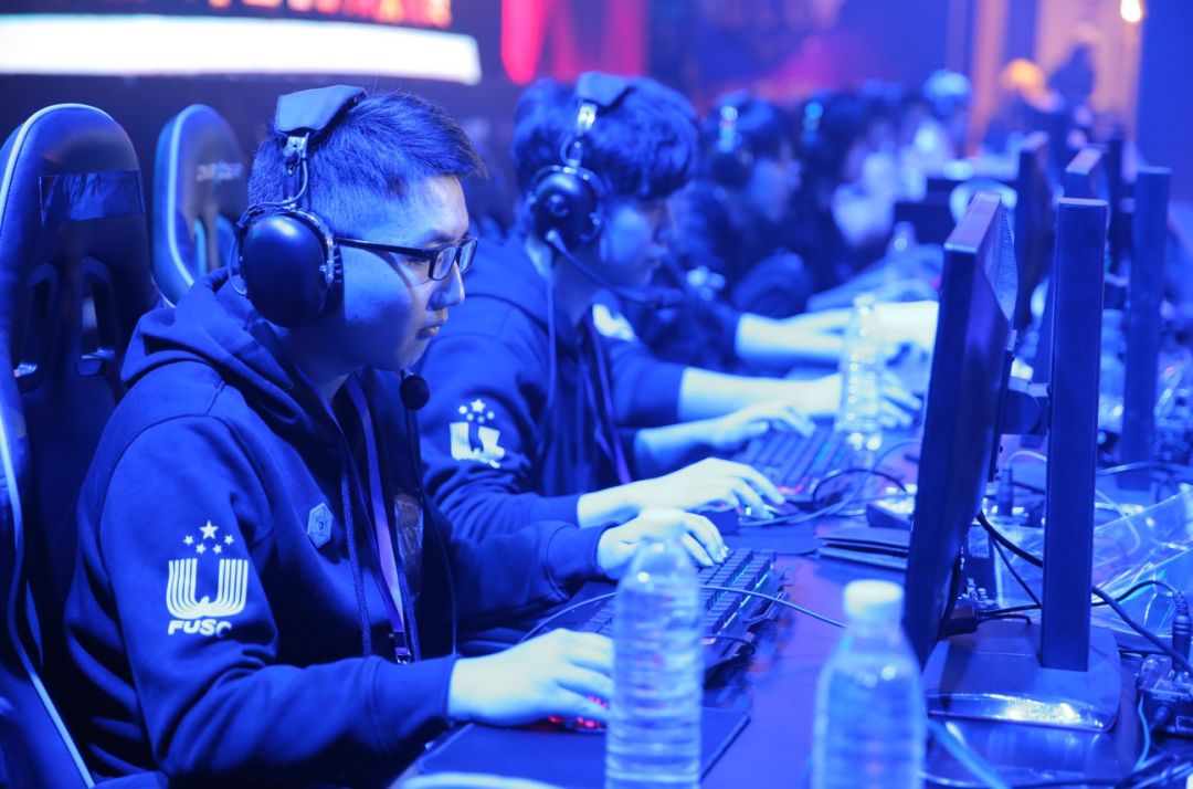 本场比赛又 本场比赛又