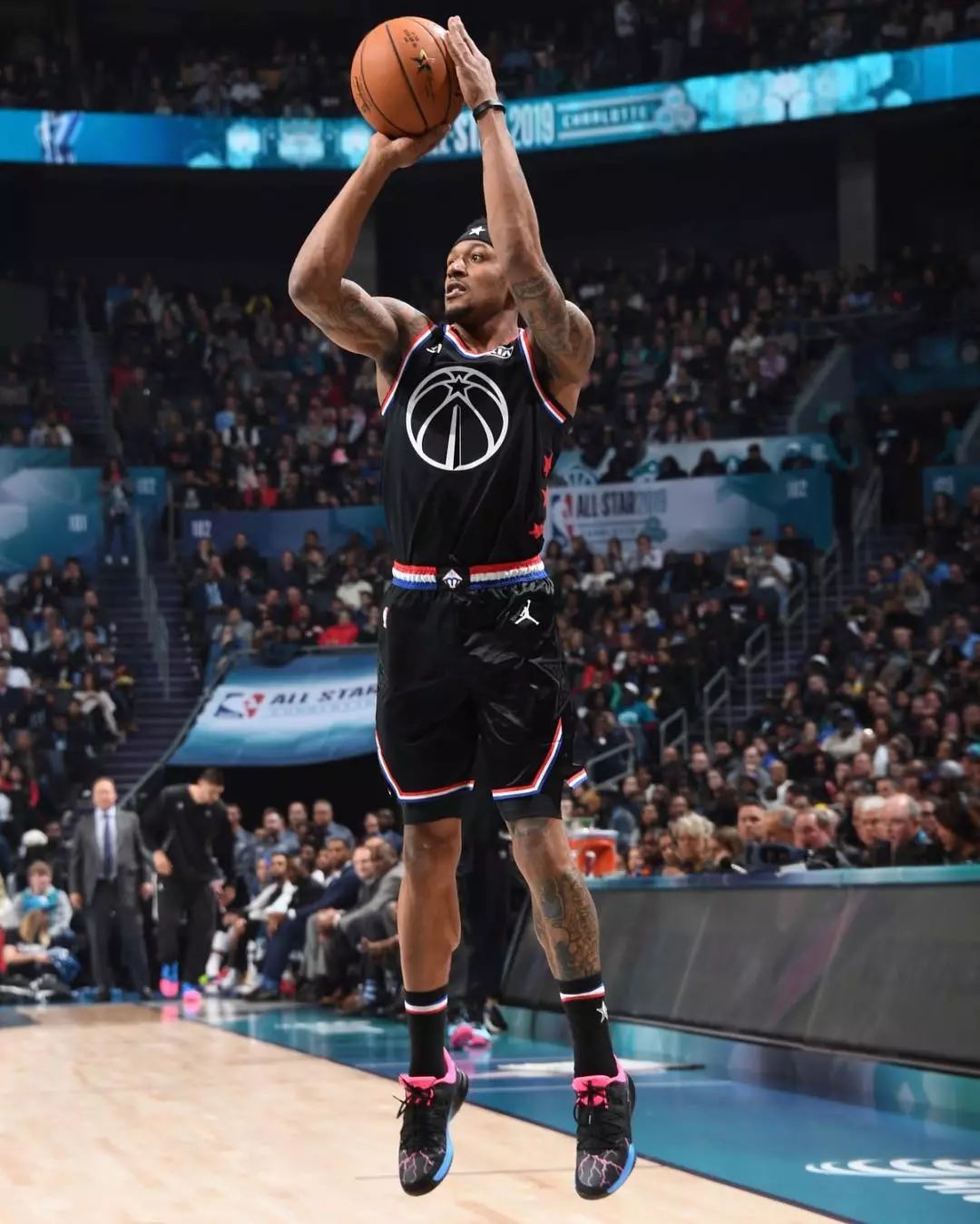 过特定条款 过特定条款