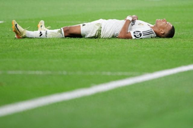 还是边后卫 还是边后卫